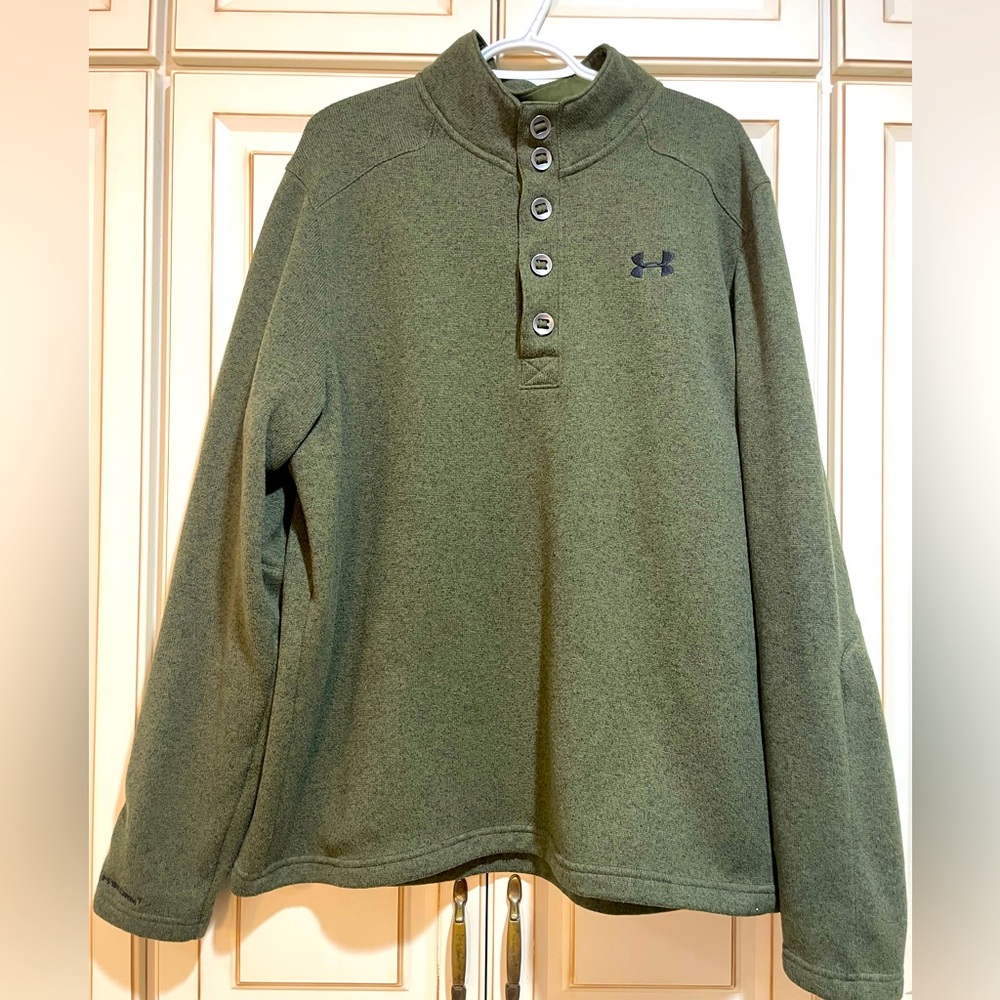 Under Armour Men’s Storm Sweater - XL - Gently Used - Olive in color
